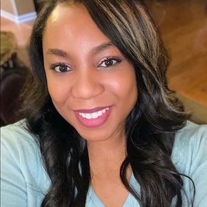 Meet your Posher, Stacey